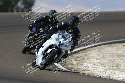media/Sep-21-2025-TrackDaz (Sun) [[277c75b276]]/C Group/1240pm (Turn 2)/